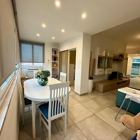 Costa Da Caparica Beach * Costa de Caparica